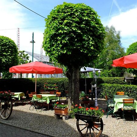 Hotel Löwen Kirchzarten Exteriör bild