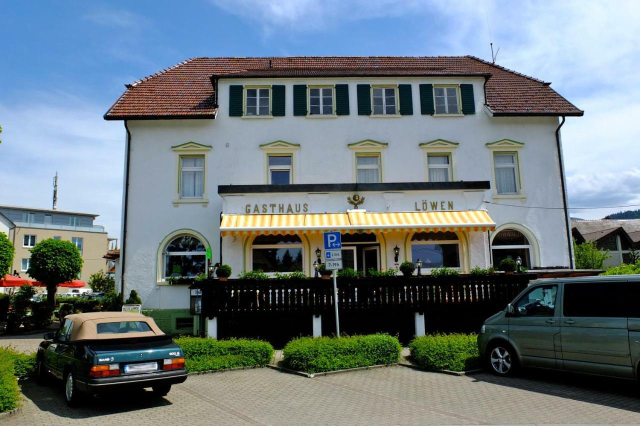 Hotel Löwen Kirchzarten Exteriör bild