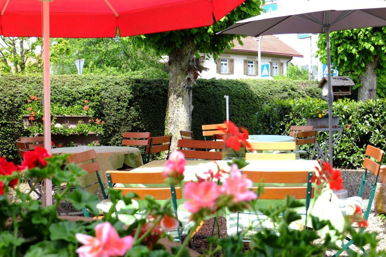 Hotel Löwen Kirchzarten Exteriör bild